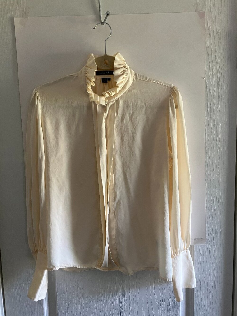 VTG Lauren Ralph Lauren Beige Silk Ruffled Neck Blouse Pleated French Cuff Sz 12